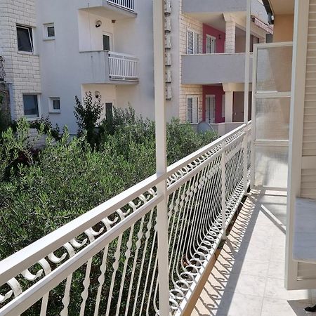 Apartments Mandalinic Omiš Exterior foto